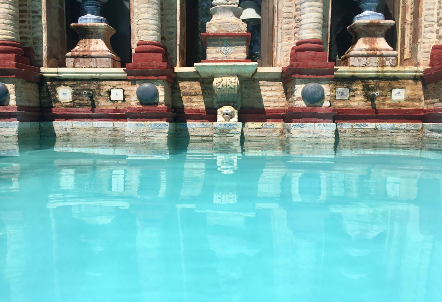 History of Swimming and Swimming Pools