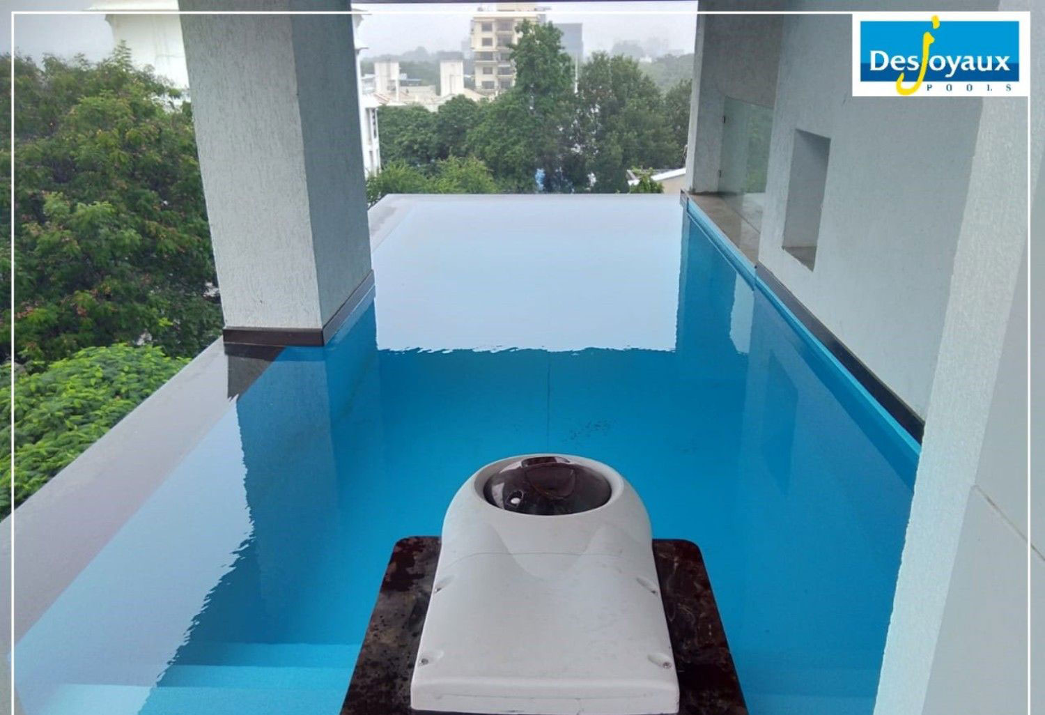 Terrace-Friendly Mini Pools for Compact Spaces