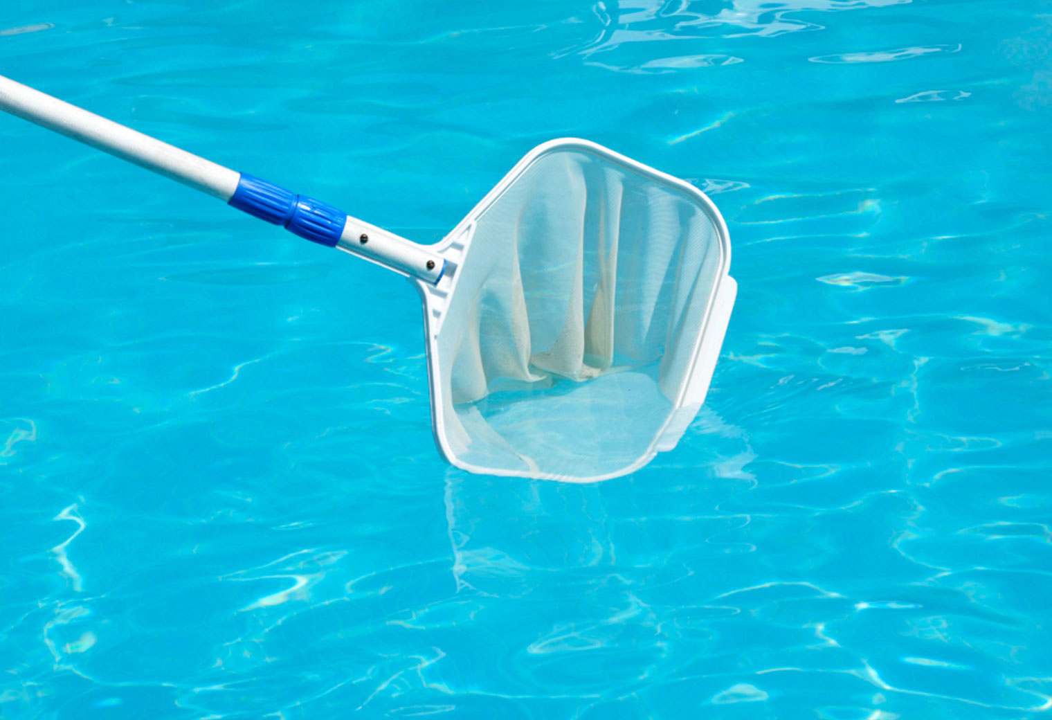 What Does Skimming a Swimming Pool Mean
